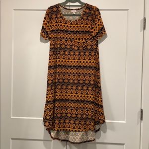 LuLaRoe Carly M